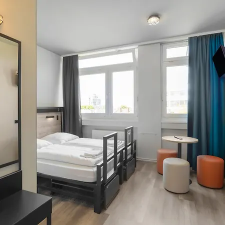 A&o Frankfurt Galluswarte Hotell