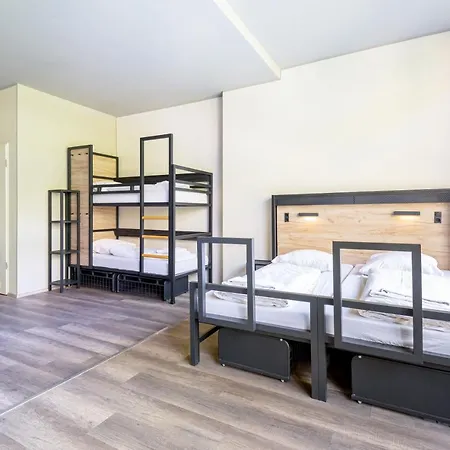 Hotel A&o Frankfurt Galluswarte 2*