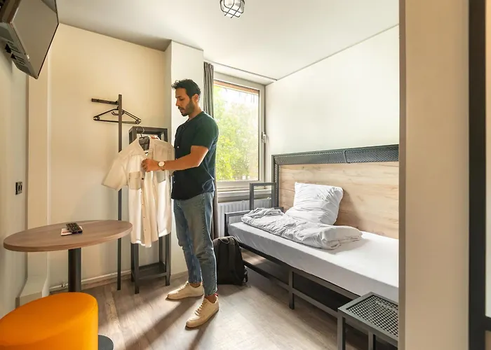 A&o Frankfurt Galluswarte Otel