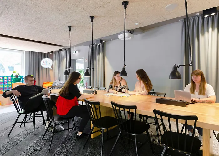 A&o Frankfurt Galluswarte Otel 2*