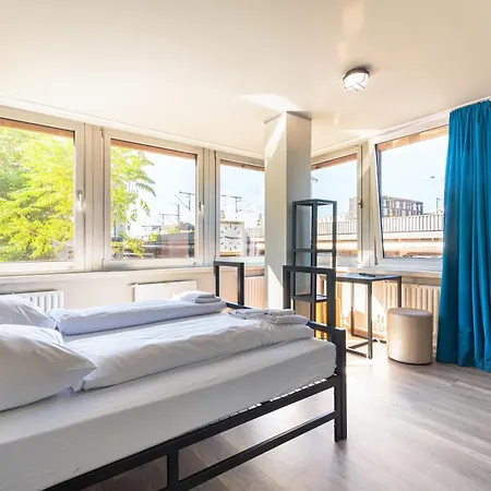 A&o Frankfurt Galluswarte Otel Frankfurt am Main