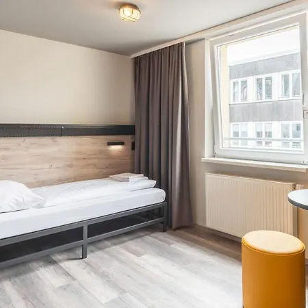 A&o Frankfurt Galluswarte Otel 2*