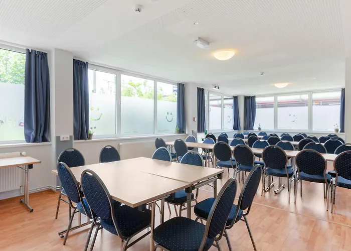 A&o Frankfurt Galluswarte 2*